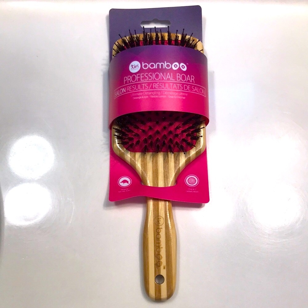 NEW Tiri International Bamboo Professional Boar Ultimate Detangling Hair Brush